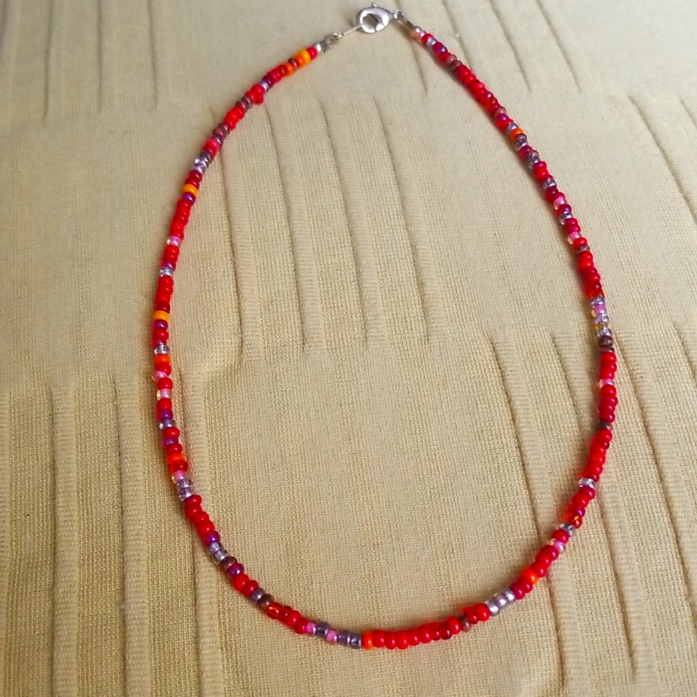2 Necklaces - Picture 3 of 4